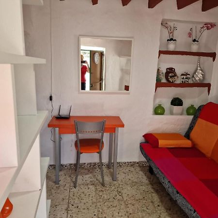 Alora Sweet Home Buitenkant foto